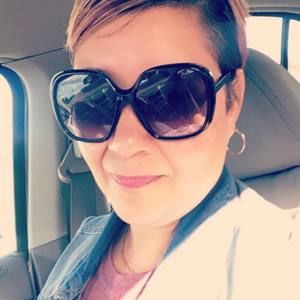 Meet your Posher, Cynthia